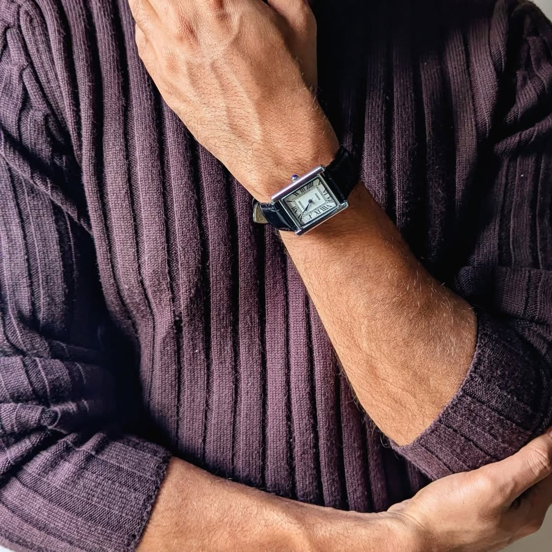 WHITE DIAL BLACK STRAP AUTO MOVEMENT